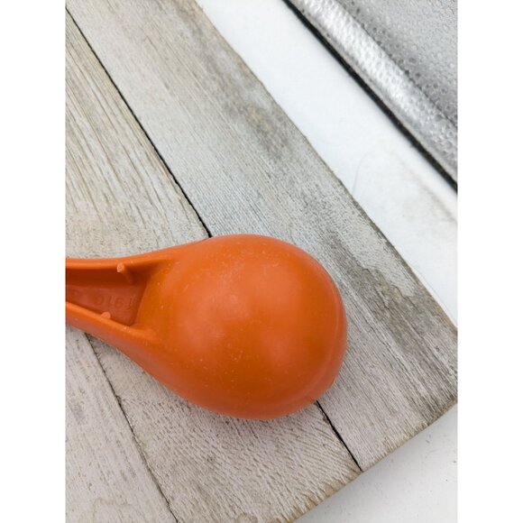 Vintage Rubbermaid 1910 Orange Plastic Ice Cream Scoop 7 1/2" #2 - Picture 5 of 7